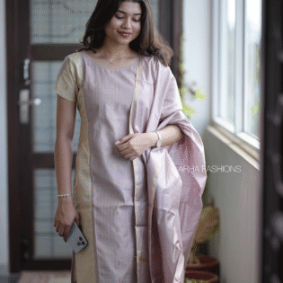 Amira Set